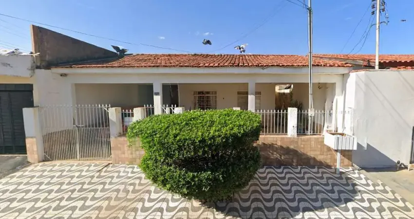 Aluga se Casa no Bairro Cristo Rei, Varzea Grande/MT