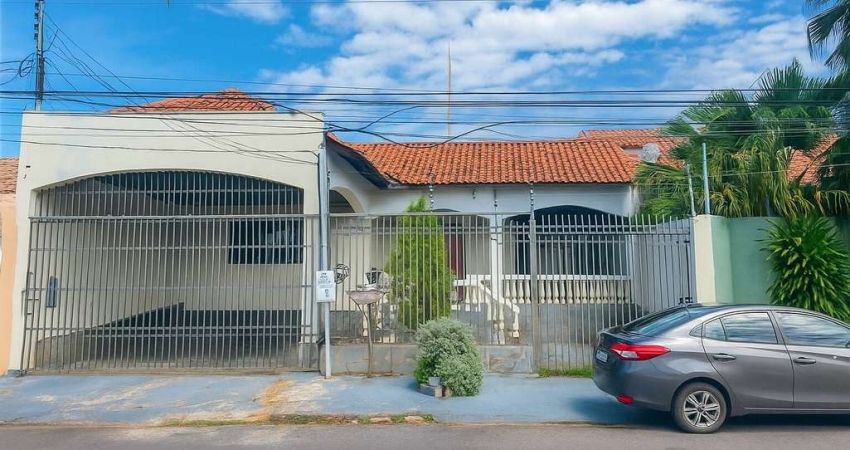 Casa à venda na Rua Vinte e Três, 61, Boa Esperança, Cuiabá