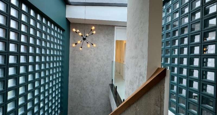 Casa em Condomínio à Venda em Mogi das Cruzes-SP - Mosaico Essence: 3 Quartos, 3 Suítes, 2 Salas, 5 Banheiros, 4 Vagas, 246m².