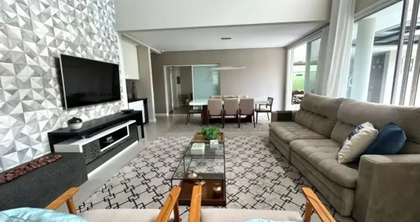 Casa em condomínio fechado com 4 quartos à venda na Avenida Expedicionário José Barca, 43, Fazenda Rodeio, Mogi das Cruzes