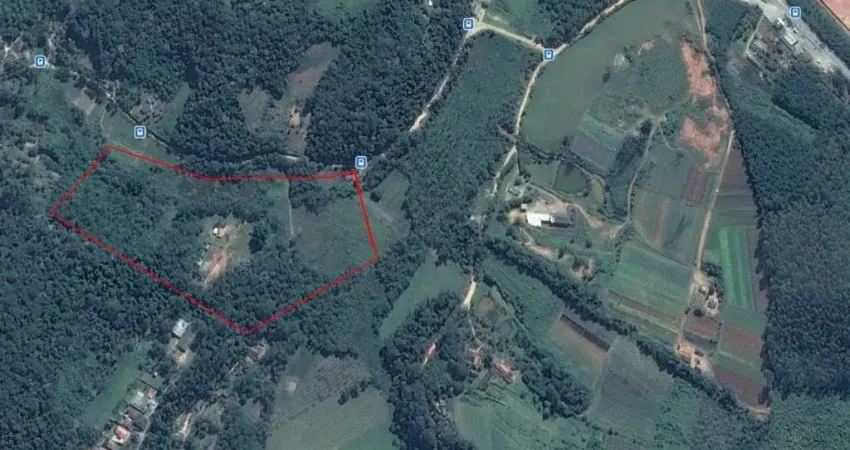 Terreno a Venda em Mogi das Cruzes, bairro Cocuera.