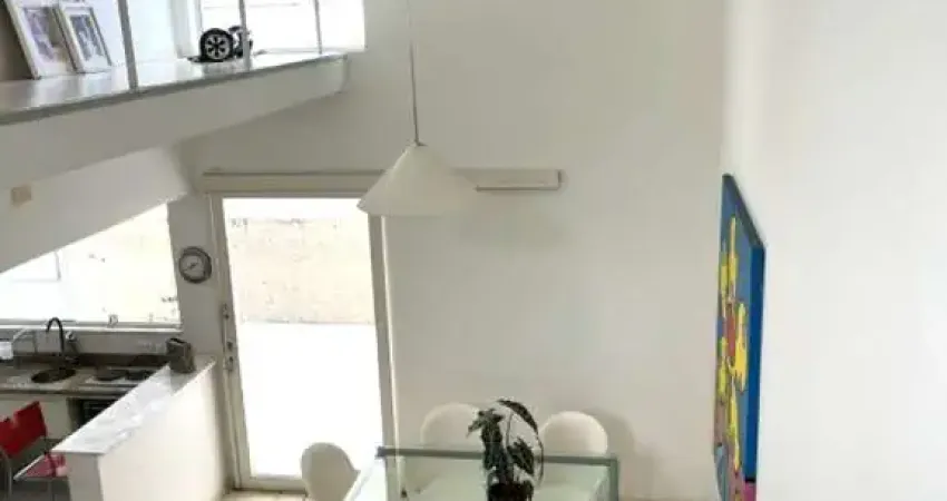 Casa em Condomínio à Venda em Mogi das Cruzes-SP, no Real Park.