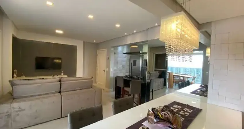 Apartamento à Venda no Condomínio Luzes Residence, na Praça do Habibs em Mogi das Cruzes-SP
