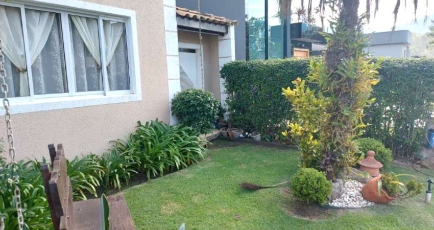 Casa em condomínio à venda em Mogi das Cruzes-SP, 4 quartos, 4 suítes, 2 salas, 4 vagas de garagem, 202,15 m².
