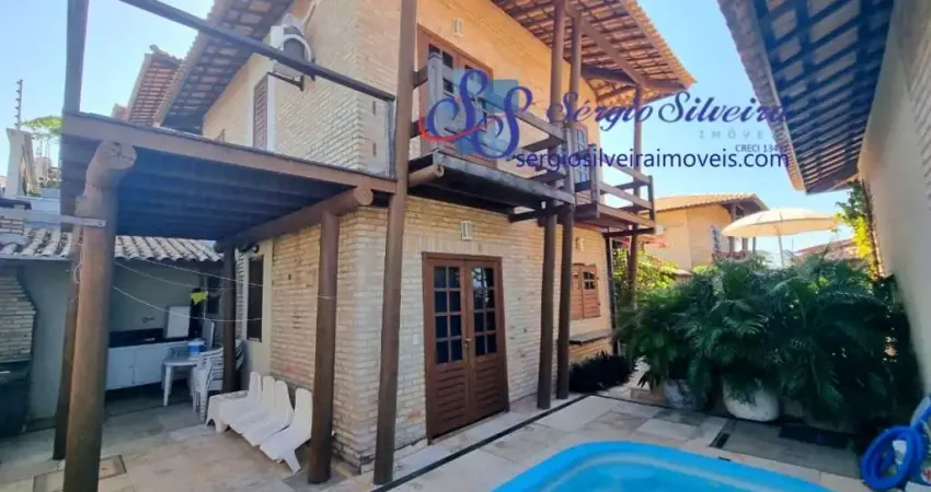 Excelente casa em localização privilegiada no Porto das Dunas com 3 suítes