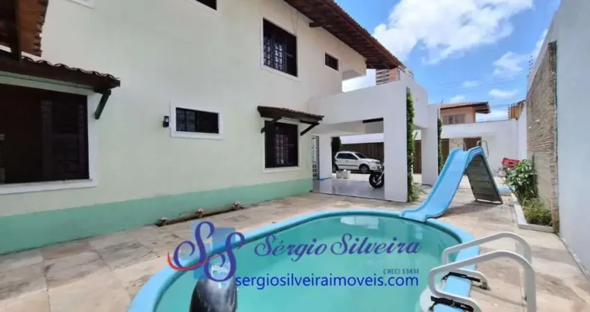Linda casa nascente no Luciano Cavalcante com 4 quartos.