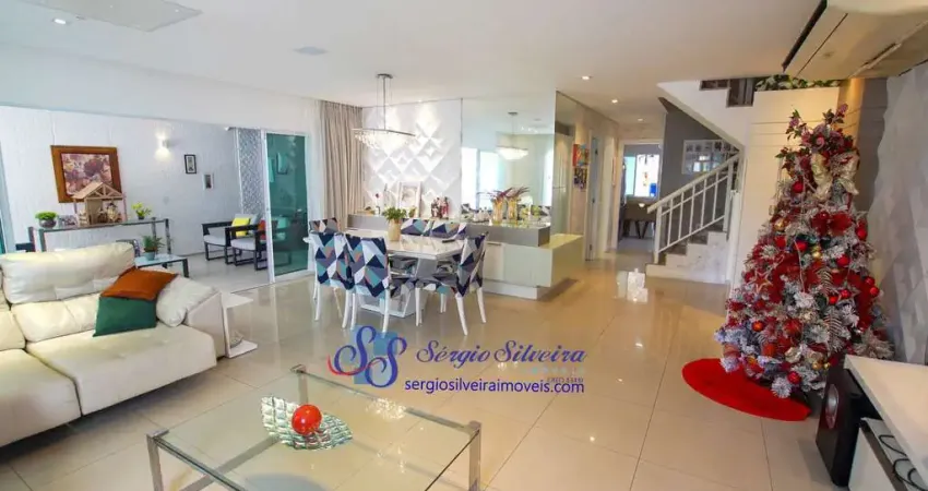 Belíssima casa no bairro dunas com 4 suítes e lazer completo.