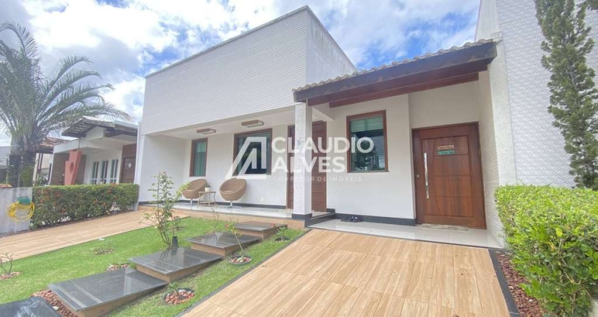 Casa em condomínio fechado com 4 quartos à venda na Rua Rio Verde, Santa Mônica, Feira de Santana