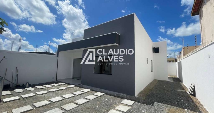 CASA COM 3 QUARTOS SENDO 1 SUÍTE NA REGIÃO DA AV. FRAGA MAIA