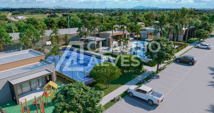 CASA COM 2 QUARTOS SENDO 1 SUÍTE EM CONDOMÍNIO NO BAIRRO SIM