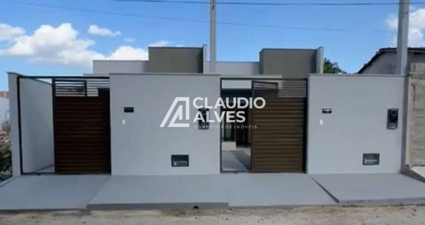 CASA COM 2 QUARTOS SENDO 1 SUÍTE PRONTA PARA MORAR COM ESCRITURA GRÁTIS
