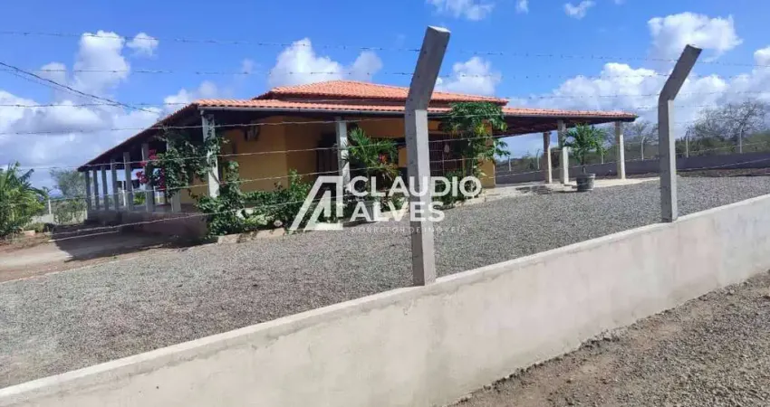 CHÁCARA COM 8 TAREFAS CASA SEDE MOBILIADA 4 QUARTOS SENDO 3 SUÍTES