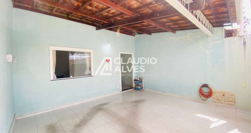 Casa com 2 quartos à venda na Rua Gentio do Ouro, Parque Ipê, Feira de Santana