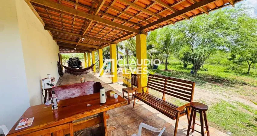 FAZENDA COM 202 TAREFAS CASA SEDE COM 4 QUARTSO SENDO 2 SUÍTES