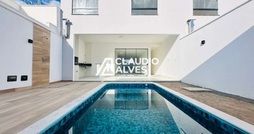 CASA COM 3 SUÍTES PISCINA E ÁREA GOURMET COMPLETA NO BAIRRO SIM