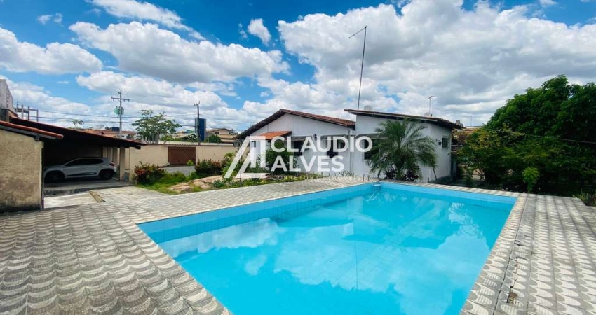 CASA COM 1.320 M2 DE ÁREA SÃO 4 QURTOS SENDO 2 SUÍTES PISCINA  ÁREA GOURMET