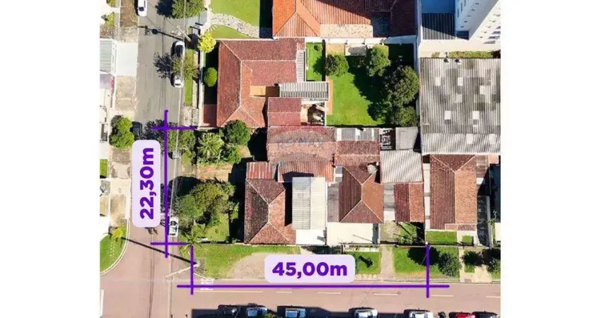 TERRENO DE ESQUINA COM 1.003,50m2 A VENDA - BAIRRO NOVO MUNDO - EXCELENTE LOCALIZAÇÃO - OPORTUNIDADE IMPERDÍVEL DE INVESTIMENTO!