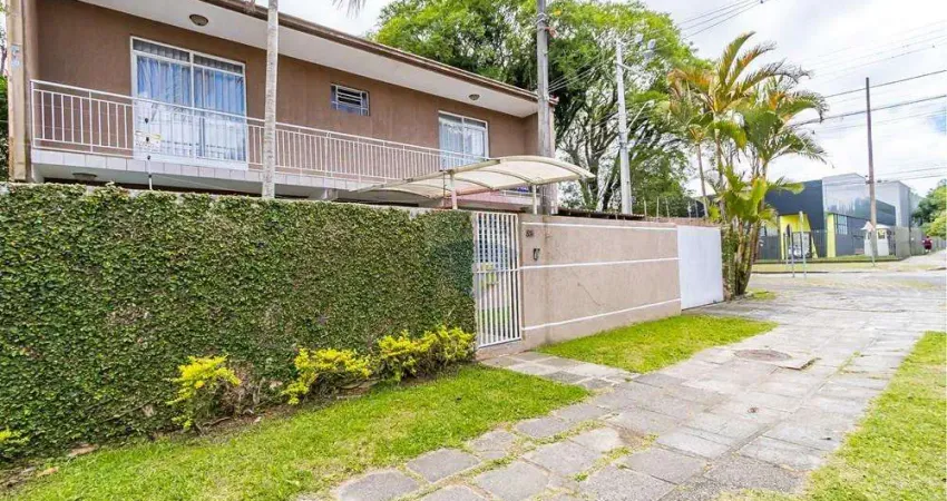 Sobrado para uso comercial ou residencial, com 4 quartos , 4 banheiros e 6 vagas a venda no hugo lange.