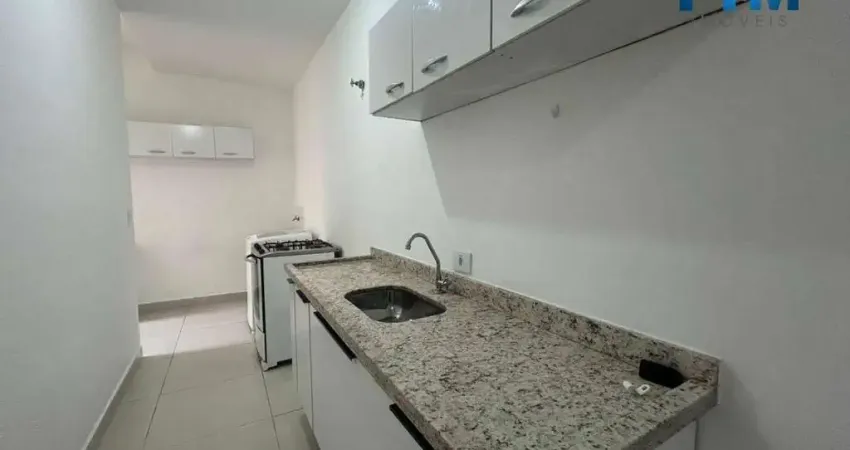 Locação Imperdível: Apartamento Semi Mobiliado com 2 Vagas – R$1.900
