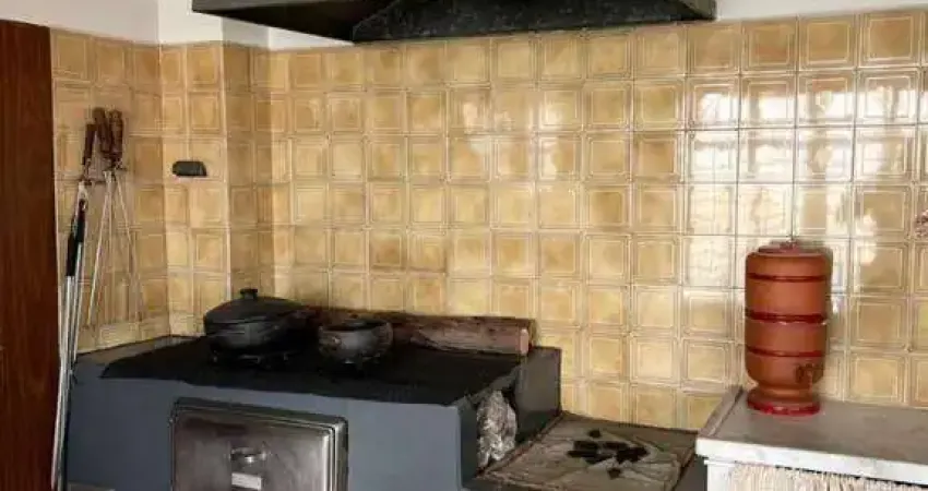 Casa com piscina e área gourmet à venda em salto/sp — espaço, conforto e lazer.