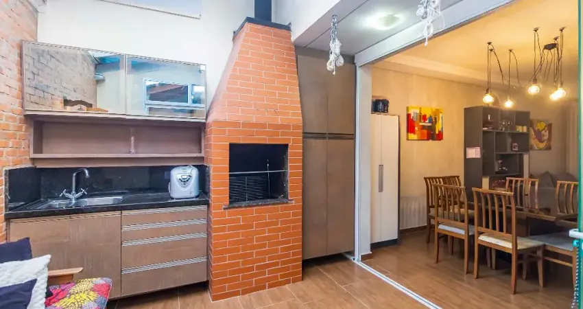 Sobrado triplex no Uberaba