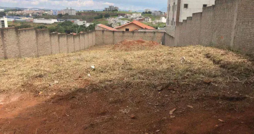 Terreno à venda, 380 m² por R$ 280.000,00 - Santa Rita - Pouso Alegre/MG