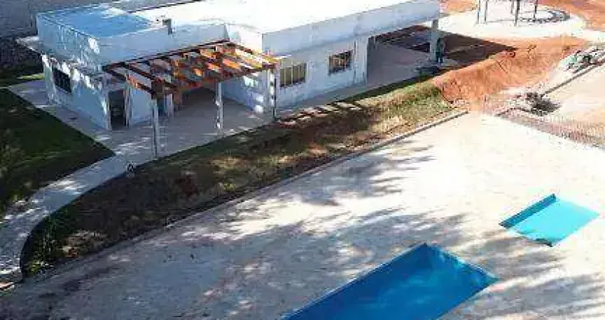 Casa com 2 dormitórios à venda, 54 m² por R$ 250.000,00 - Cidade Jardim - Pouso Alegre/MG