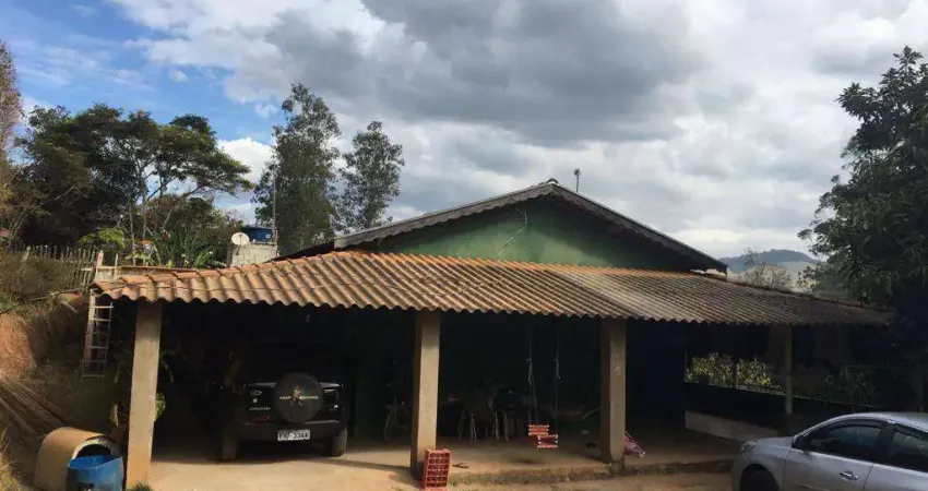 Chácara com 5 dormitórios à venda, 6000 m² por R$ 600.000,00 - Pantâno - Pouso Alegre/MG