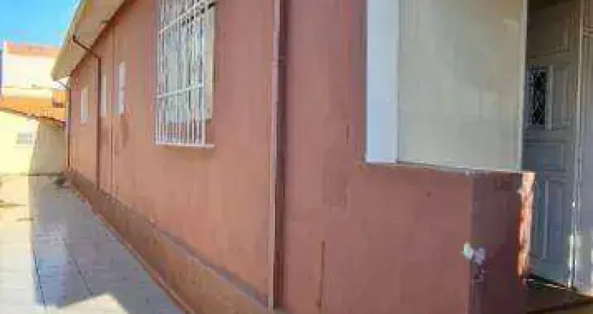 Casa com 4 dormitórios à venda, 81 m² por R$ 1.200.000,00 - Centro - Pouso Alegre/MG