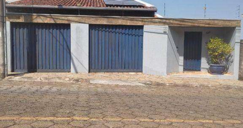 Casa com 4 dormitórios à venda, 440 m² por R$ 2.600.000,00 - Alfredo Custódio de Paula - Pouso Alegre/MG