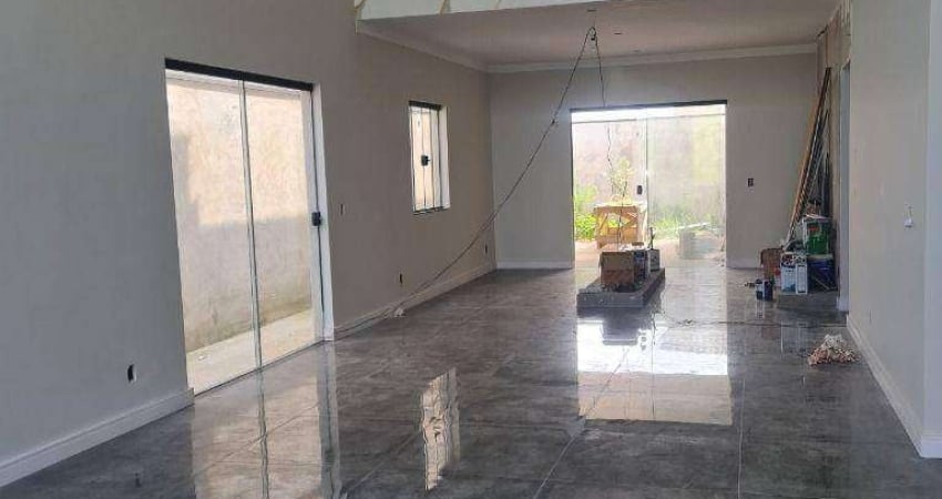 Casa com 3 dormitórios à venda, 170 m² por R$ 800.000 - Residencial Serra Morena - Pouso Alegre/MG