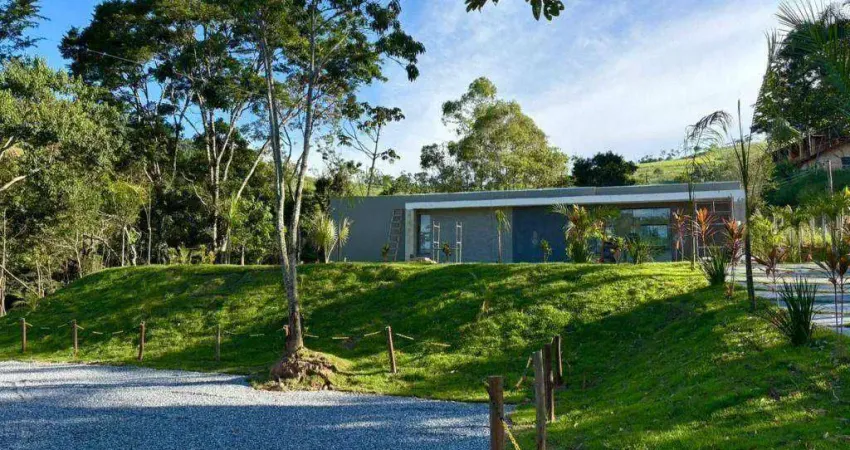 Chácara com 3 dormitórios à venda, 3150 m² por R$ 1.150.000,00 - Canta Galo - Pouso Alegre/MG