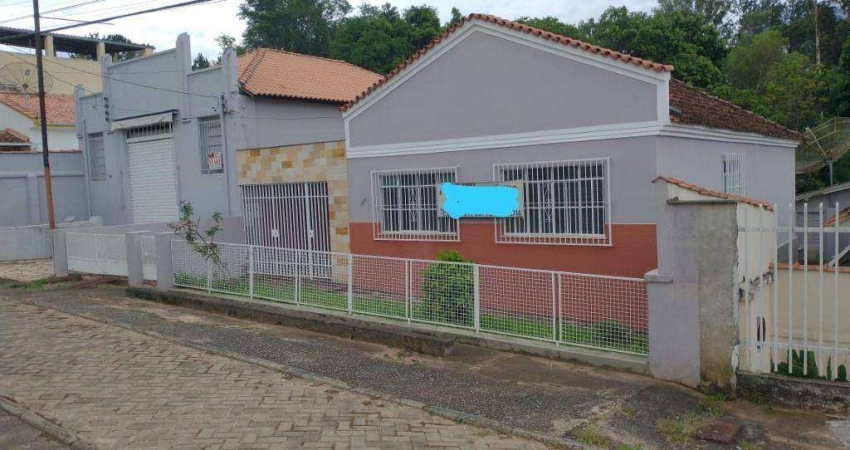 Casa com 3 dormitórios à venda, 105 m² por R$ 530.000,00 - Caxambu - Caxambu/MG