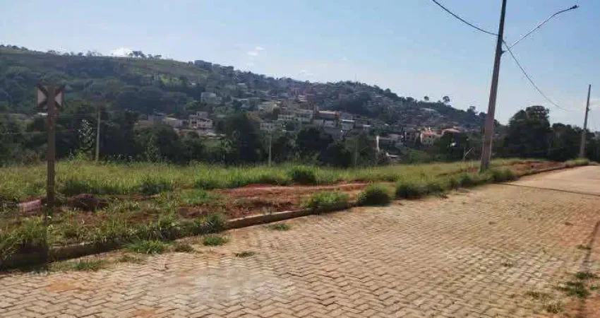 Terreno à venda, 280 m² por R$ 138.000 - Caxambu - Caxambu/MG