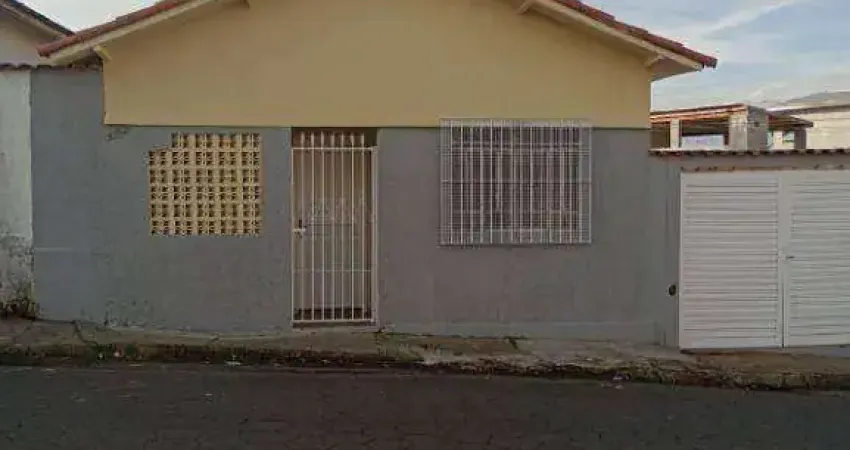 Casa com 3 dormitórios à venda, 98 m² por R$ 320.000 - Cidade Foch - Pouso Alegre/MG