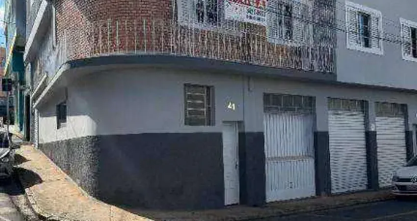 Casa com 3 dormitórios para alugar, 120 m² por R$ 4.000/mês - Centro - Pouso Alegre/MG