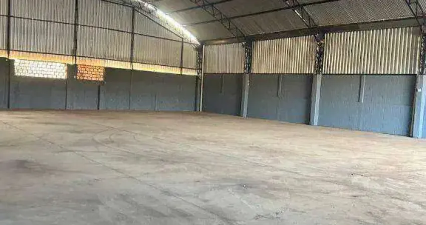 Galpão, 800 m² - venda por r$ 2.200.000 ou aluguel por r$ 18.000/mês - cidade jardim - pouso alegre/mg