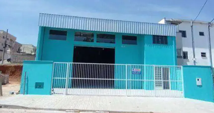 Galpão à venda, 230 m² por r$ 680.000 - vila verde - pouso alegre/mg