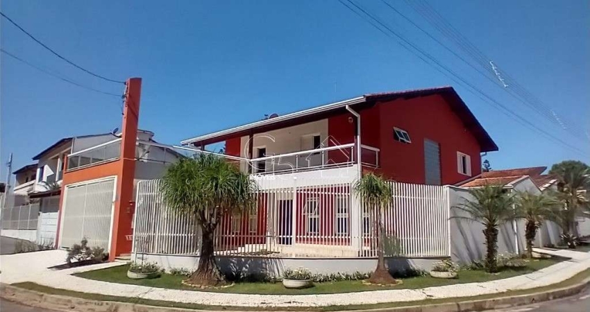 Luxuosa Casa em Condomínio à Venda em Nova Caieiras - 3 Quartos, 3 Suítes, 2 Salas, 4 Banheiros, 5 Vagas, 296,23m²