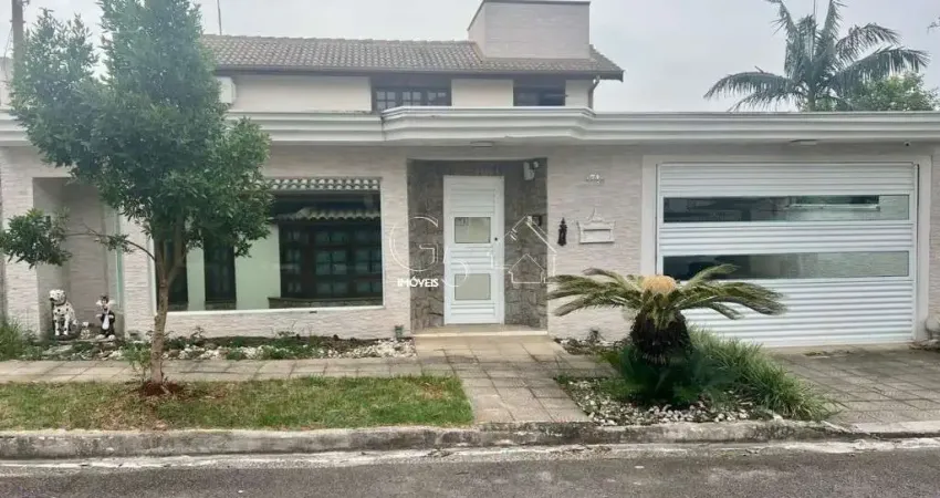 Venda de Casa em Condomínio de Alto Padrão em Nova Caieiras, Caieiras-SP: 3 Quartos, 1 Suíte, 2 Salas, 3 Banheiros, 4 Vagas, 188,70m²