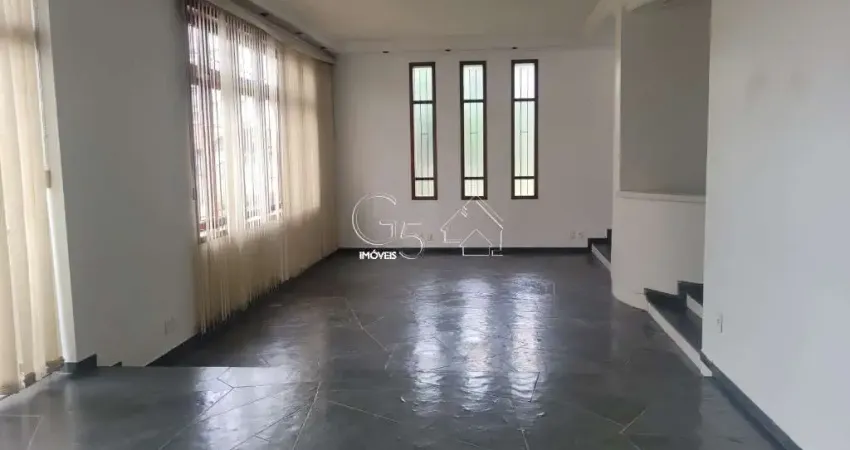 Casa térrea a venda - Jardim Paulista 1- Jundiaí - casa grande com 4 quartos, quintal, quarto de empregada, 4 vagas cobertas
