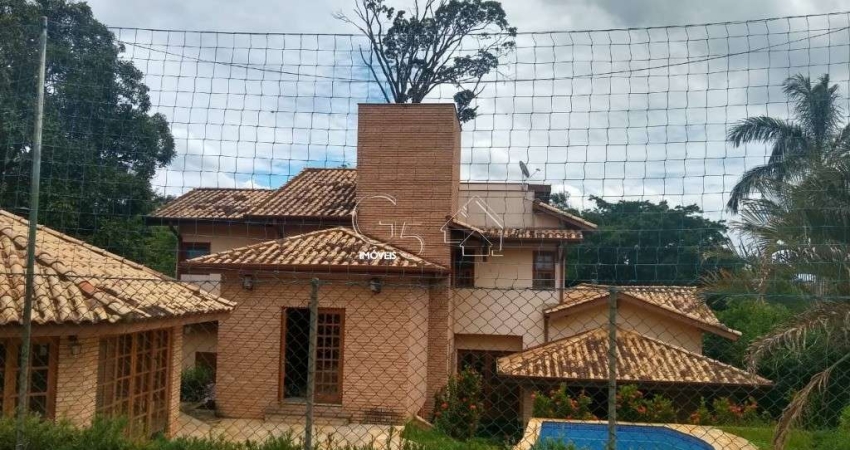 CASA Á VENDA NO CONDOMÍNIO PARQUE DA FAZENDA COM 1500M2 DE ÁREA TOTAL E LAZER COMPLETO
