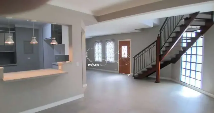 CASA VENDE-SE,  COM 4 DORM ,ENTRE AV NOVE DE JULHO E AV JUNDIAÍ, LOCALIZAÇÃO PREVILEGIADA.