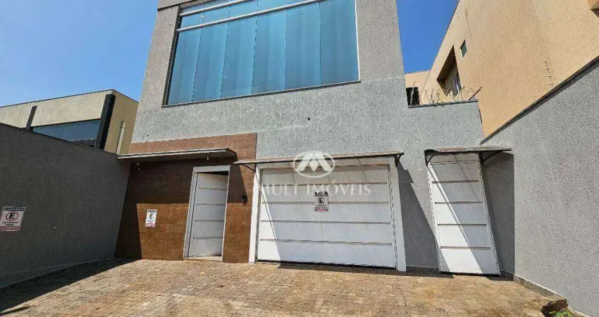 Salão Comercial em Excelente localização no Bairro Jd. Botânico com 400m² de construção, todo climatizado.