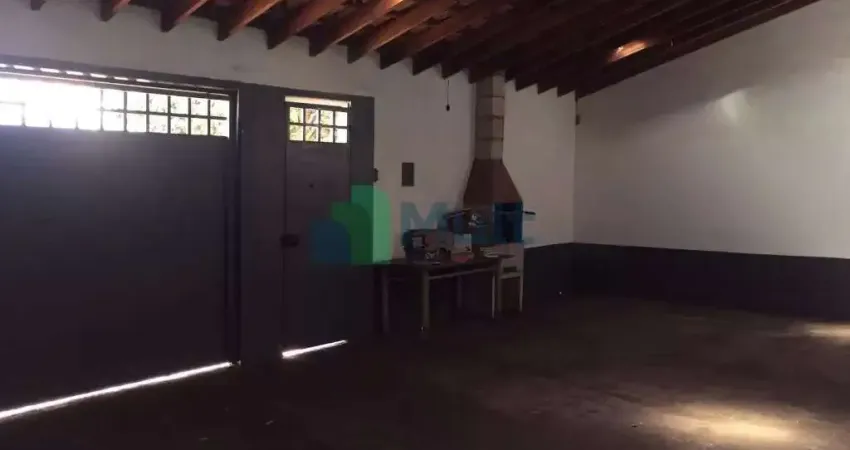 Casa com 3 dormitórios à venda, 150 m² - Centro - Pradópolis/SP - CA1180