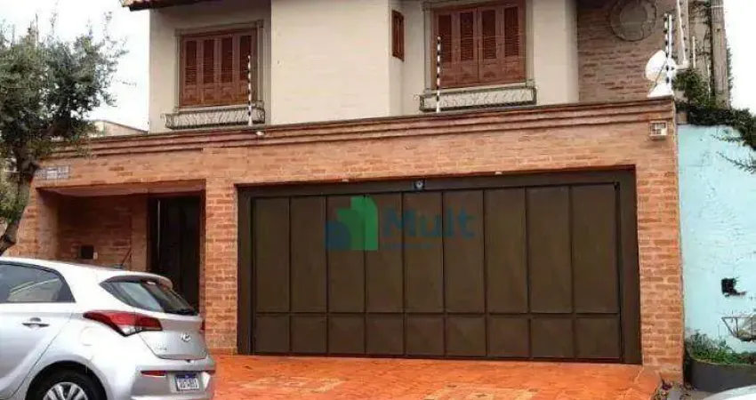 Sobrado em ótima localização no Bairro Jd. São Luiz com terreno de 260m² e área útil de 369m².
