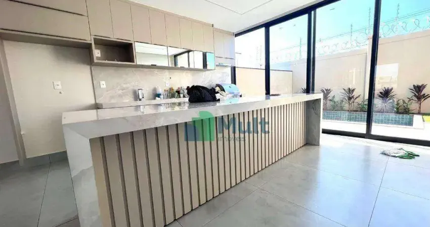 Casa no Condomínio Quinta da Mata 2 com 250m² de terreno e 172m² de construção, 3 suítes.