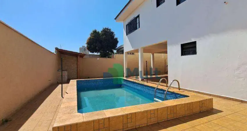Casa Térrea  Comercial/ Residencial em excelente localização no Bairro Jd. Sumaré com terreno 481,60m² e 362,32m² de área construída.