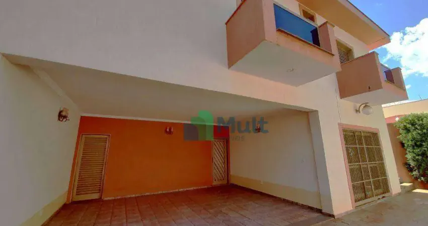 Casa com 4 dormitórios à venda, 270 m² por R$ 750.000 - Jardim São Luiz - Ribeirão Preto/SP