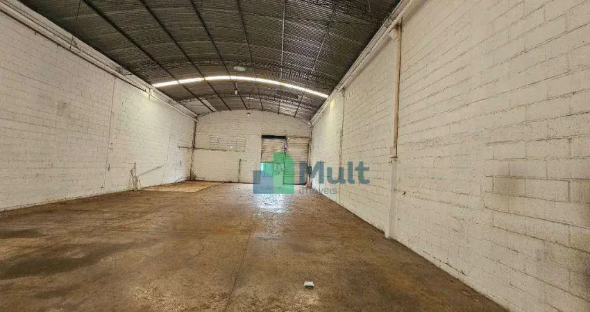 Galpão em excelente localização no Bairro Vila Elisa, próximo a Av. Mogiana e restaurante Tibursius, 340m² de terreno e 250m² de construção.
